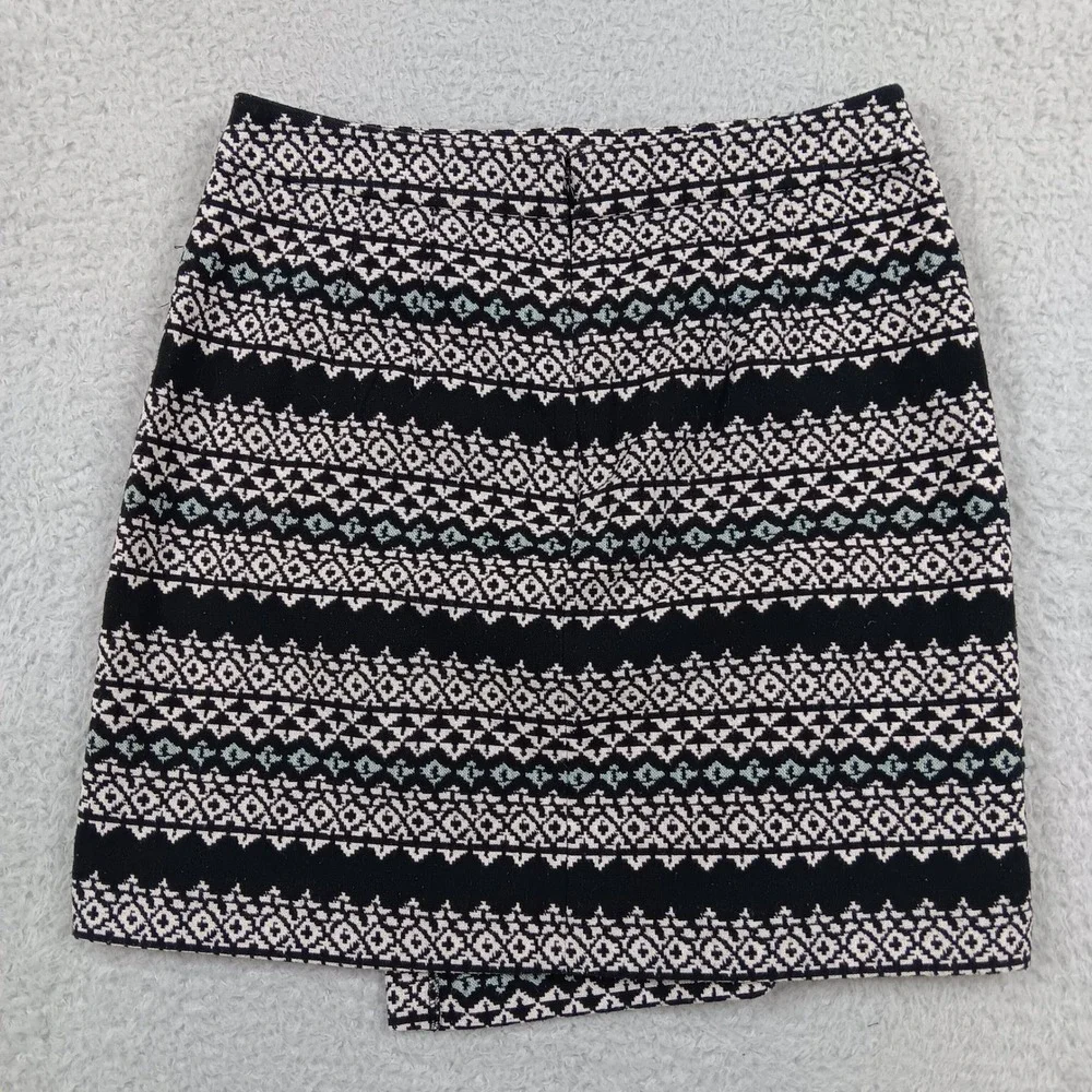 Loft Outlet Skirt Mini 4 Black White Geometric Jacquard Wrap Front